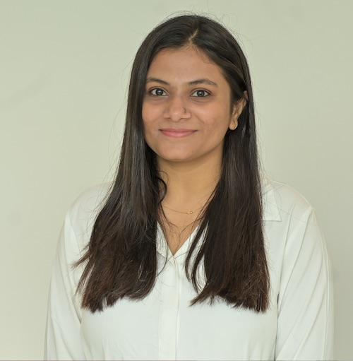 Dr. Akanksha